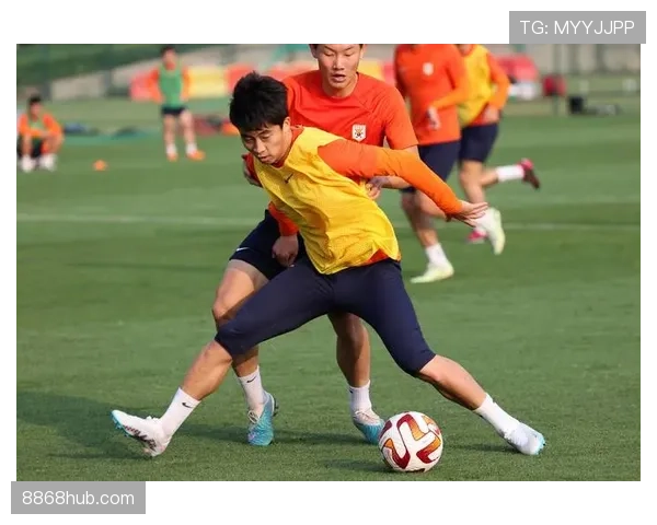 巴斯托尼在高位逼抢体系中如何维持出球稳定性？