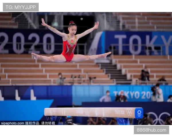 李梓嘉训练场像冷宫，比赛现场秒变戏精，真是反差人生啊！